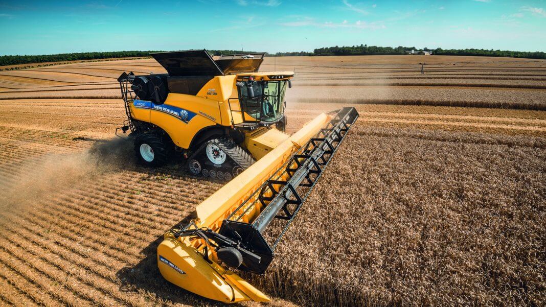 New Holland CR Revelation