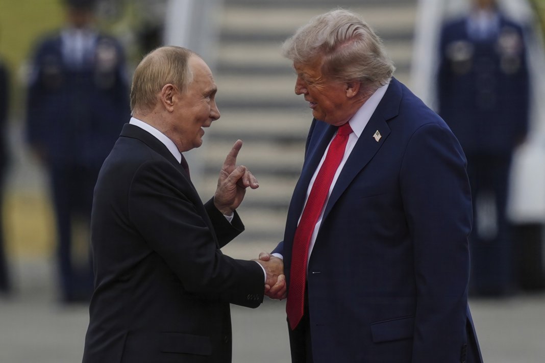 Mesajul transmis de ruși către Washington și conversația tensionată care au dus la anularea summitului Trump-Putin Mesajul transmis de ruși către Washington și conversația tensionată care au dus la anularea summitului Trump-Putin