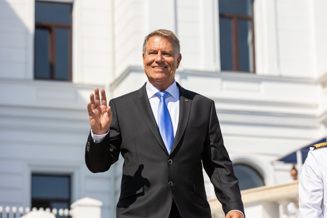 ANAF nu izbuteste sa aplice sechestru asupra bunurilor familiei Iohannis pentru a recupera prejudiciul solicitat de la fostul presedinte