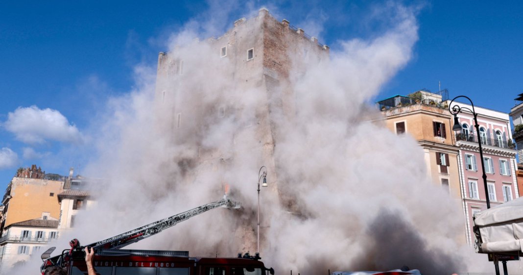 Construcția medievală Torre dei Conti din Roma s-a surpat parțial în cursul lucrărilor de renovare: un lucrător a fost internat în spital