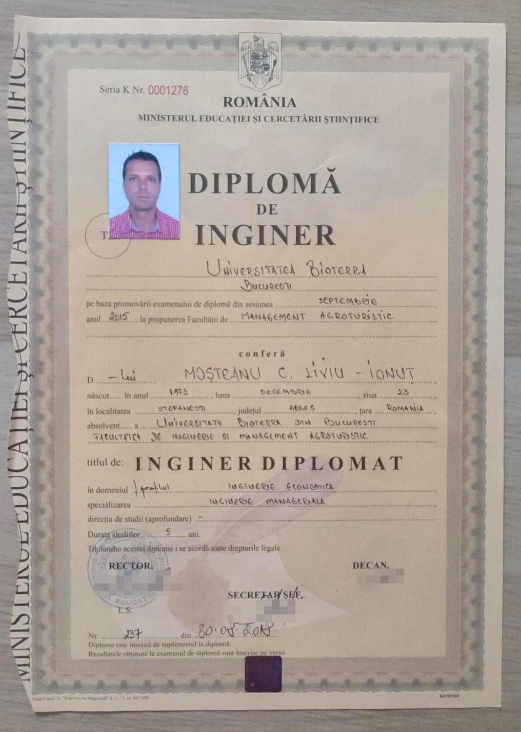 Ionuț Moșteanu își dezvăluie diploma de licență obținută la Universitatea Bioterra și își prezintă scuze pentru greșeala din CV referitoare la Universitatea Athenaeum.