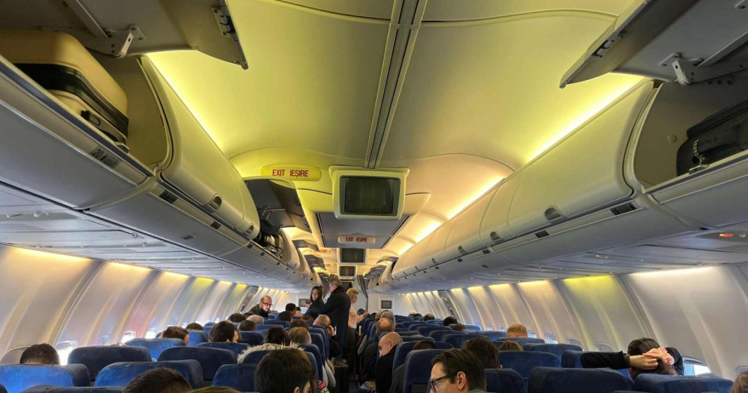 Alertă de securitate la aeroportul din Strasbourg: Europarlamentari români reținuți în aeronavă