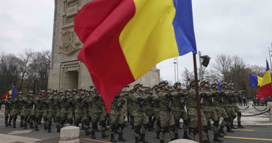 La ora 11:00, pe 1 Decembrie, parada militară include participarea a 2.900 de militari, tehnică de infanterie și 45 de aeronave.