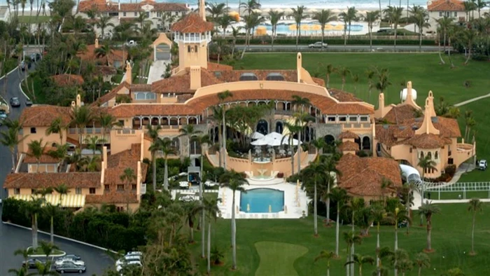 Incident la Mar-a-Lago: un bărbat a fost ucis prin împușcare după o accesare ilegală a terenului lui Trump Incident la Mar-a-Lago: un bărbat a fost ucis prin împușcare după o accesare ilegală a terenului lui Trump