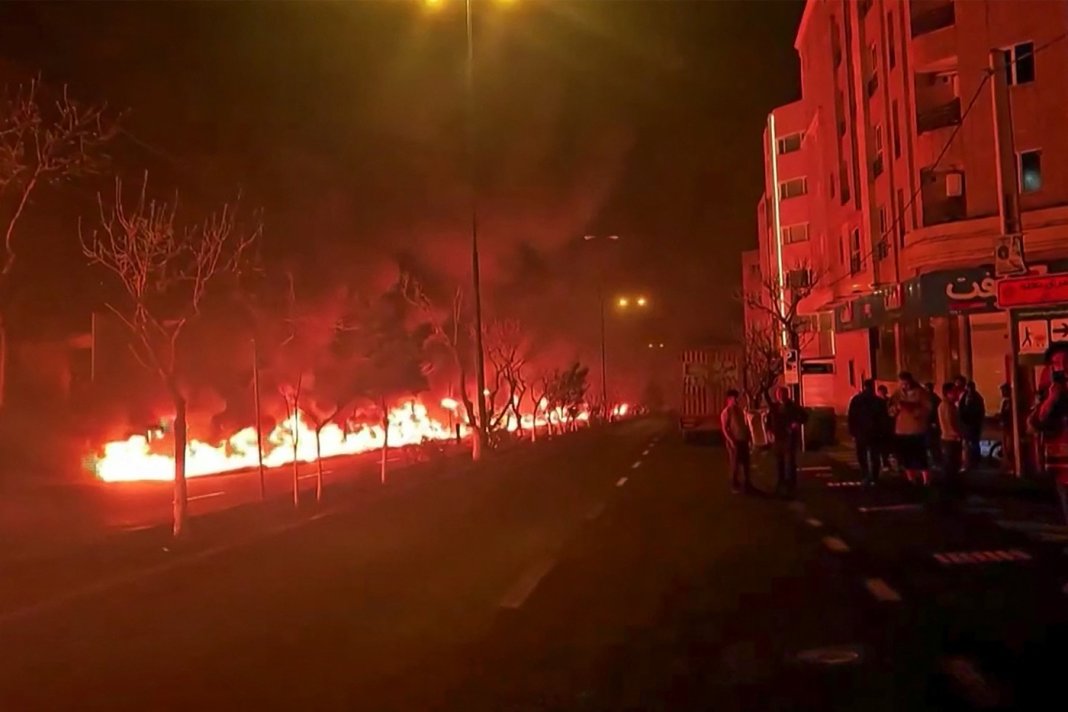 Premieră: Israelul a bombardat stocuri de țiței iraniene pe parcursul conflictului.