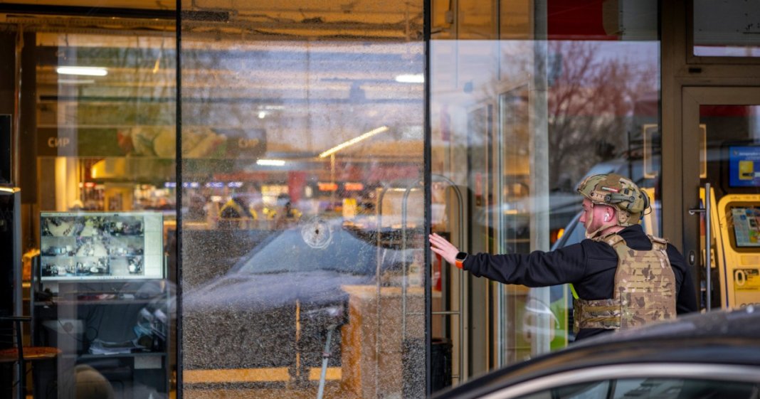 Incident armat în supermarketul din Kiev: cel puțin 5 morți și 10 răniți. Agresorul, eliminat de autorități...