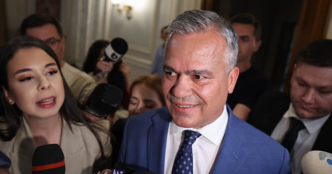 Adrian Veștea, preconizat să prezinte lista miniștrilor și planul de guvernare la Parlament: a patra zi de discuții pentru constituirea unei majorități