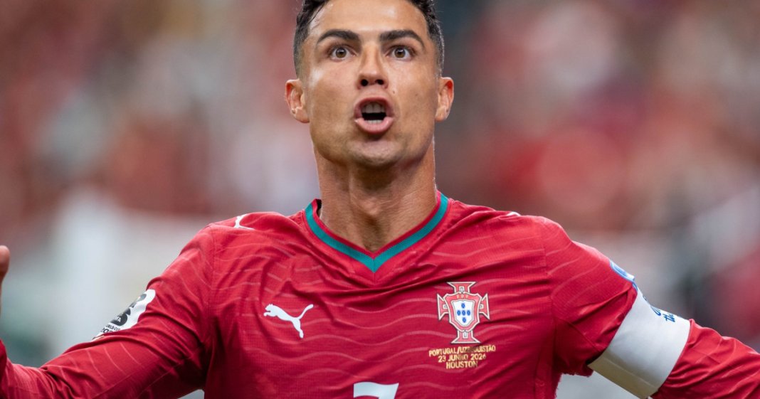 Reușita lui CR7 la CM 2026: Cristiano Ronaldo devine primul jucător din istorie care marchează în șase competiții...