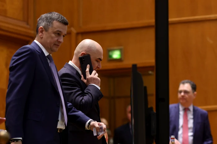 Strategia ascunsă care stă la baza competiției pentru autoritate Strategia ascunsă care stă la baza competiției pentru autoritate. Expert în politică: „Nu este vorba despre o confruntare în mod clasic”